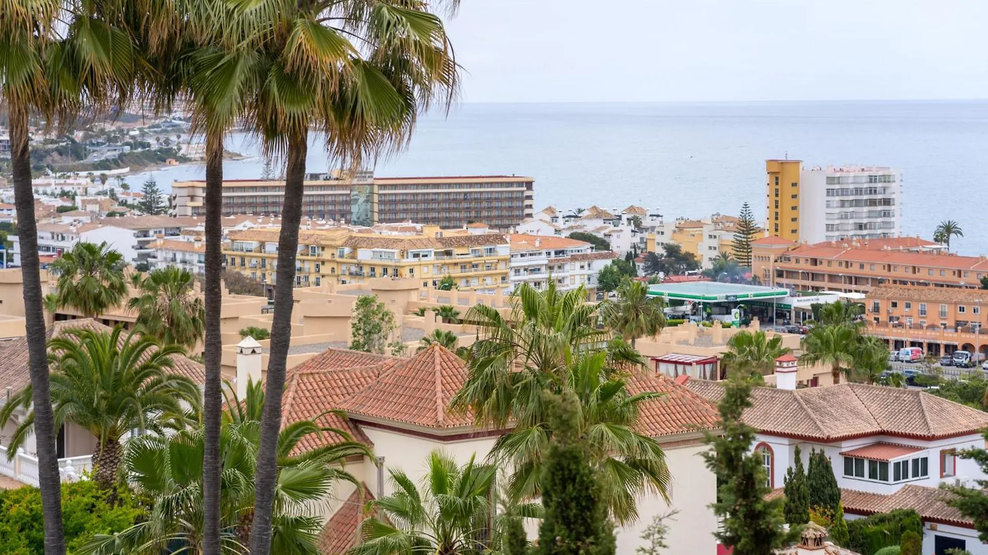 Lets In The Sun - La Cala De Mijas - Apartments With Sea Or Pool Views Spain