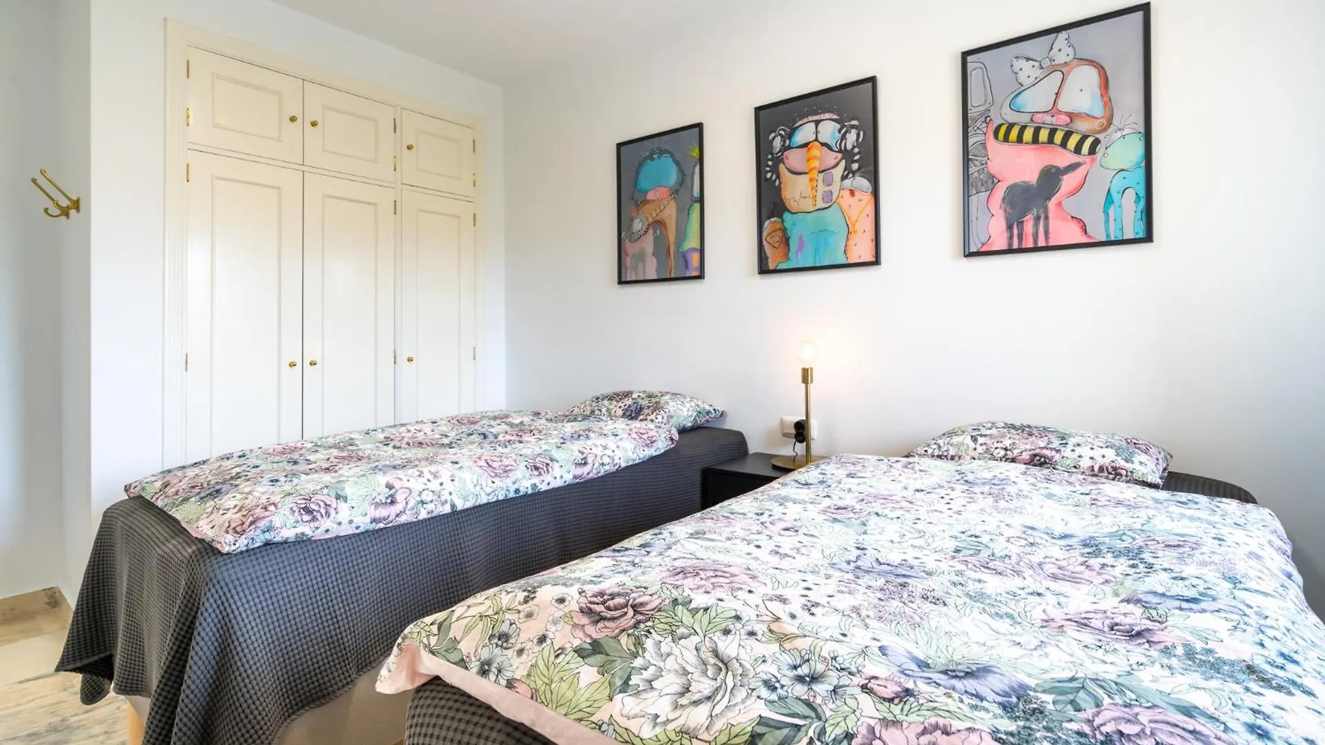Lets In The Sun - La Cala De Mijas - Apartments With Sea Or Pool Views