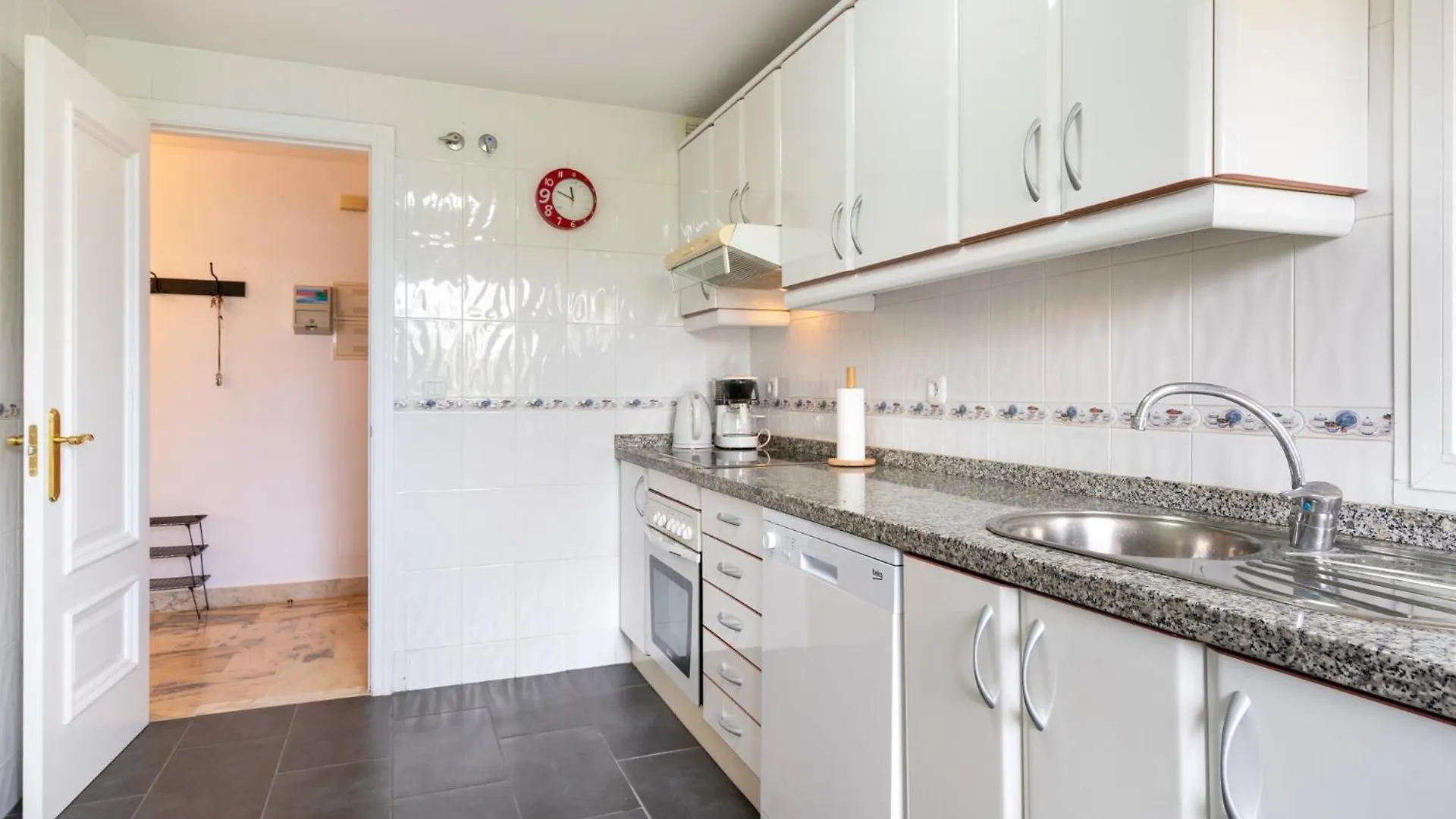 Lets In The Sun - La Cala De Mijas - Apartments With Sea Or Pool Views