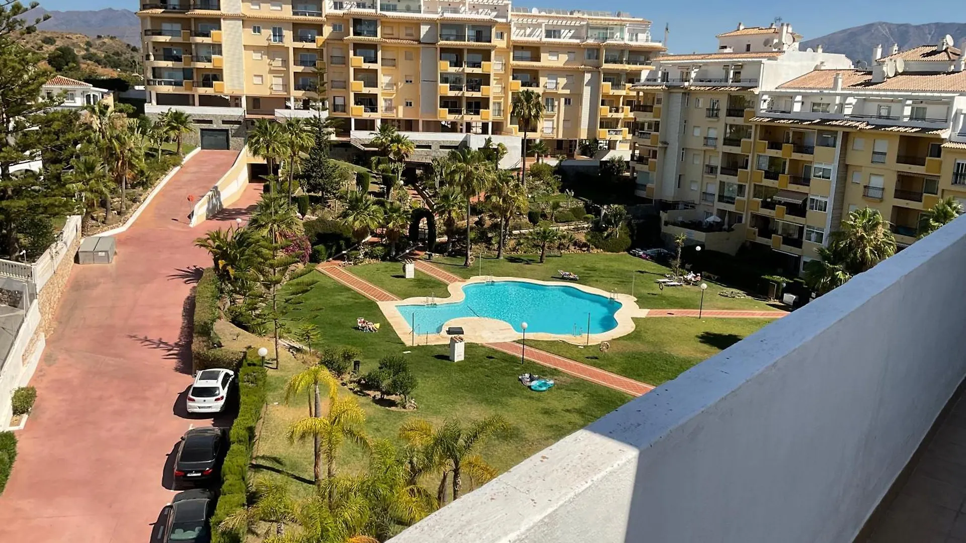 Lets In The Sun - La Cala De Mijas - Apartments With Sea Or Pool Views 0*,