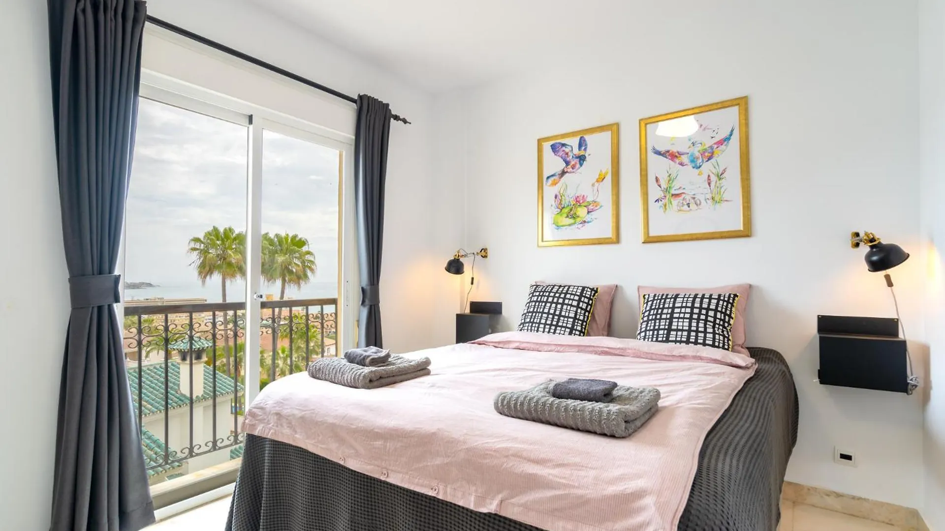 Lets In The Sun - La Cala De Mijas - Apartments With Sea Or Pool Views